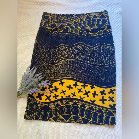 LulaRoe Cassie Blue/Yellow Geometric Print Pencil Skirt Size Large Stretchy Fabr - Picture 2 of 8